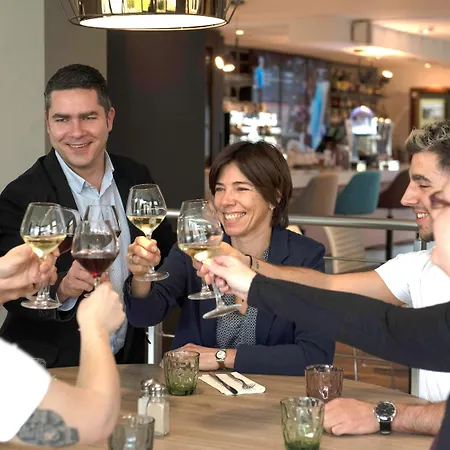 酒店 梅兹昂内维尔诺富特酒店